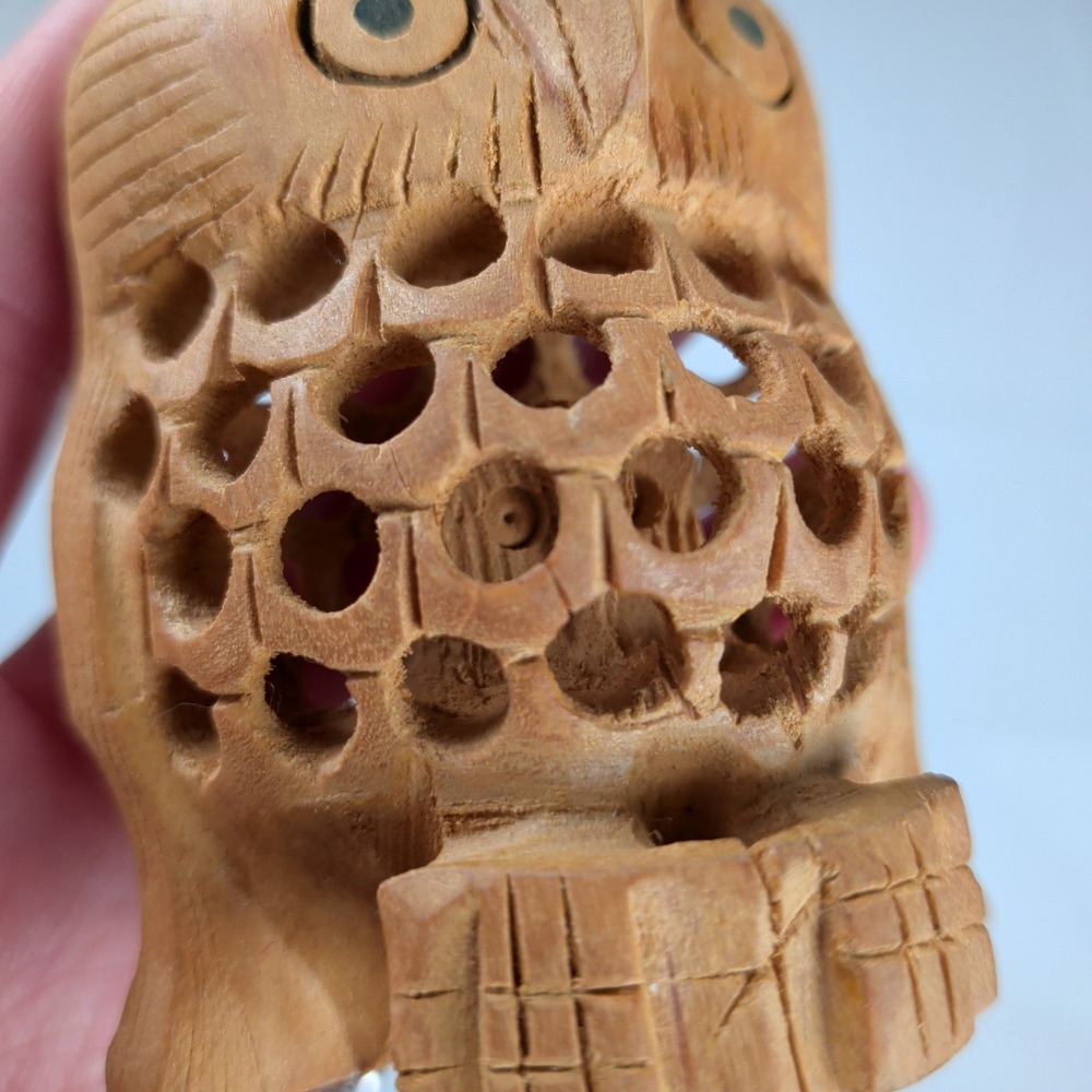 Vintage Hand Carved Wood Owl Figurine Jali Openwork Lattice 3 Inch Folk Art - Picture 2 of 8